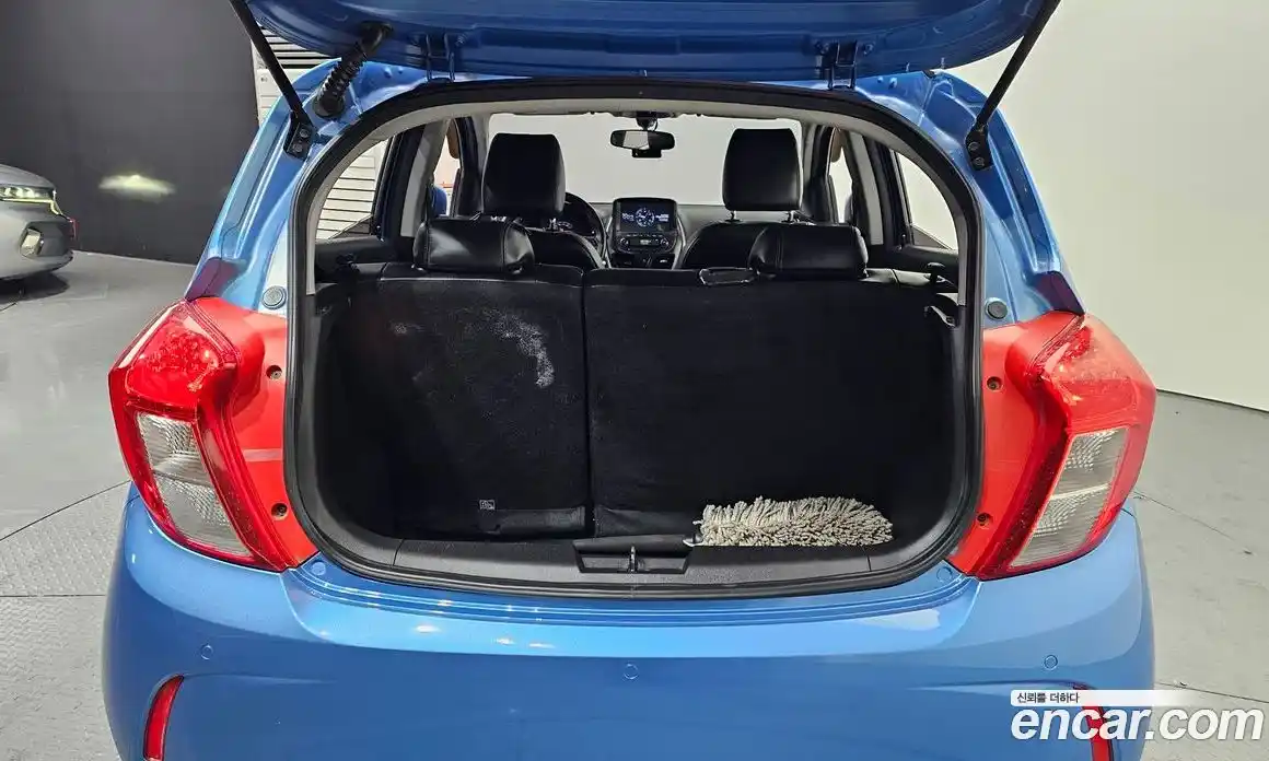 Chevrolet Spark 2016 1.0 Автомат в Москве № 39399, фото 13