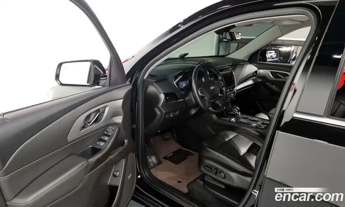 Chevrolet Traverse 2021 3.6 Автомат в Москве № 39814, фото 19