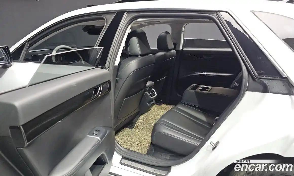 Hyundai Grandeur 2023 2.5 Автомат в Москве № 49913, фото 3