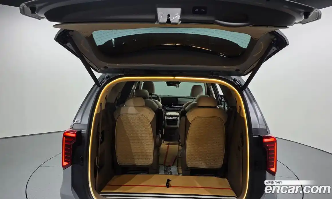 Kia Canival 2024 1.6 Автомат в Москве № 52543, фото 20