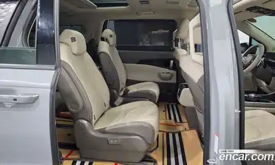 Kia Canival 2024 1.6 Автомат в Москве № 52543, миниатюра 4