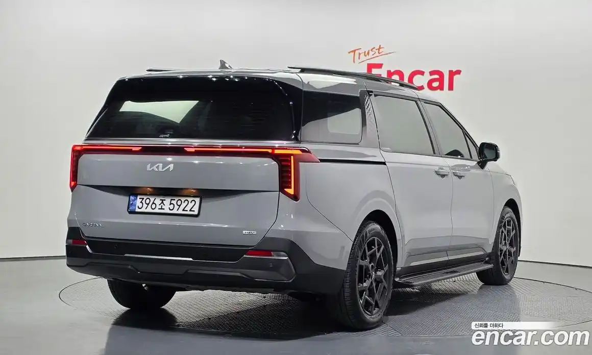 Kia Canival 2024 1.6 Автомат в Москве № 52543, фото 9