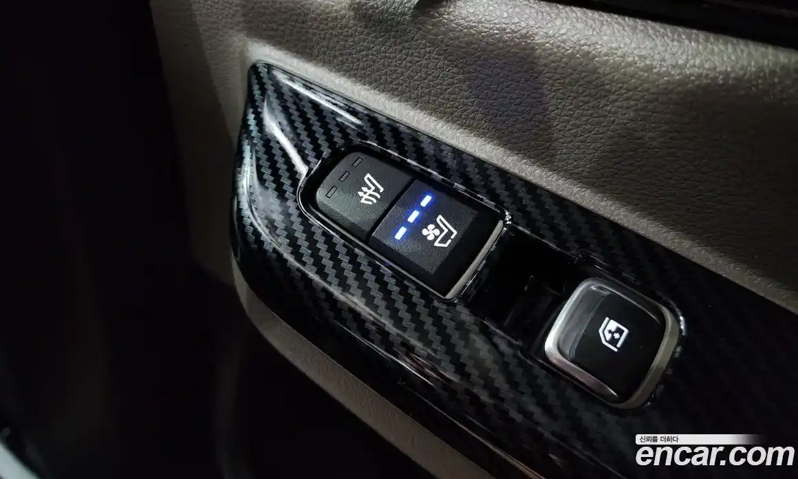 Kia Canival 2024 3.5 Автомат в Москве № 55247, фото 6