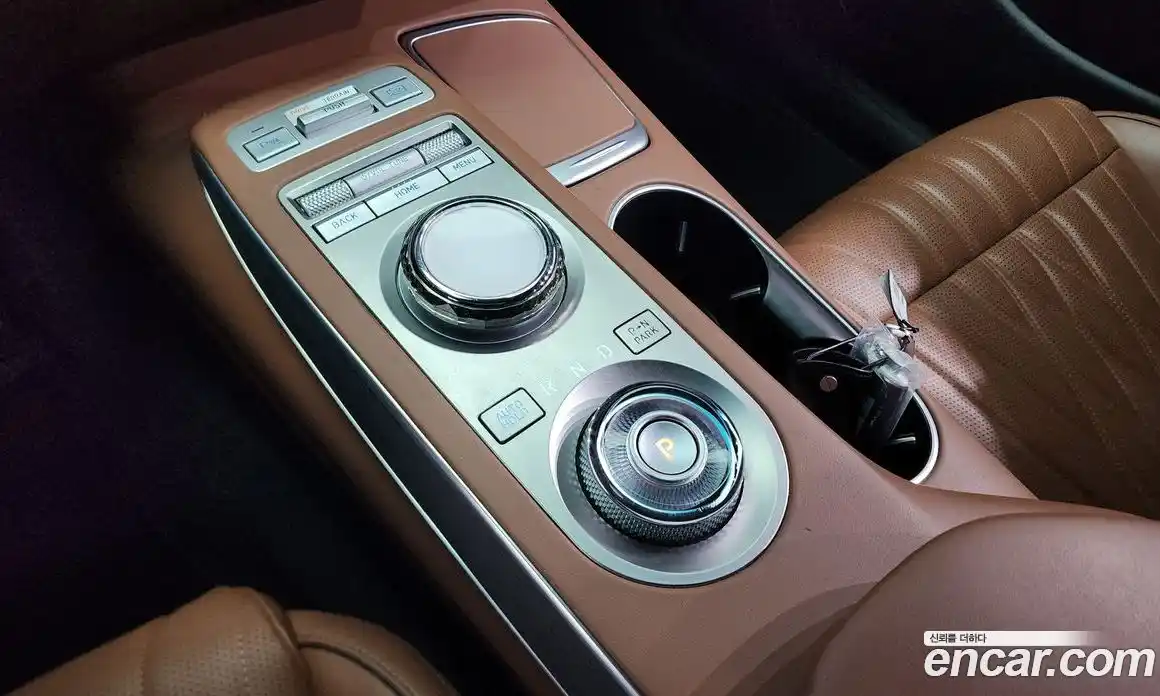 Genesis GV70 2022 2.5 Автомат в Москве № 57301, фото 13