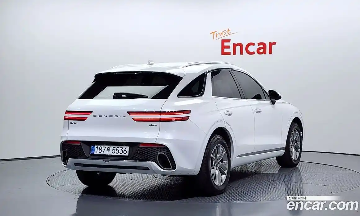 Genesis GV70 2022 2.5 Автомат в Москве № 57301, фото 17