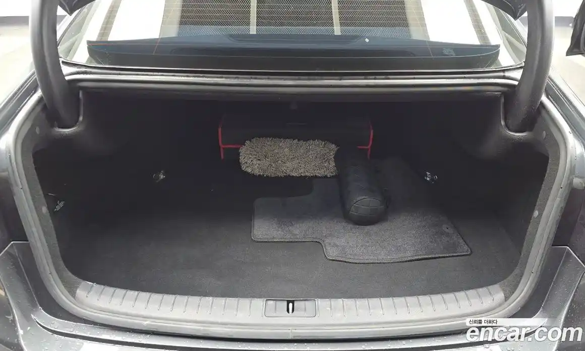 Genesis G80 2018 3.3 Автомат в Москве № 80971, фото 6