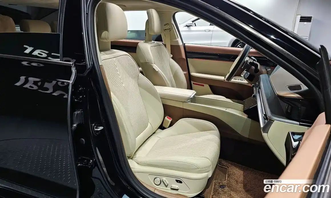 Hyundai Grandeur 2023 2.5 Автомат в Москве № 9286, фото 17