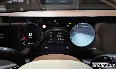 Hyundai Grandeur 2023 2.5 Автомат в Москве № 9286, миниатюра 2