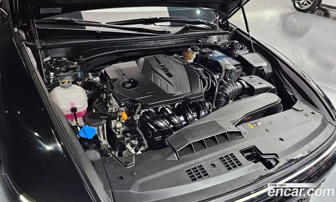 Hyundai Grandeur 2023 2.5 Автомат в Москве № 9286, фото 7