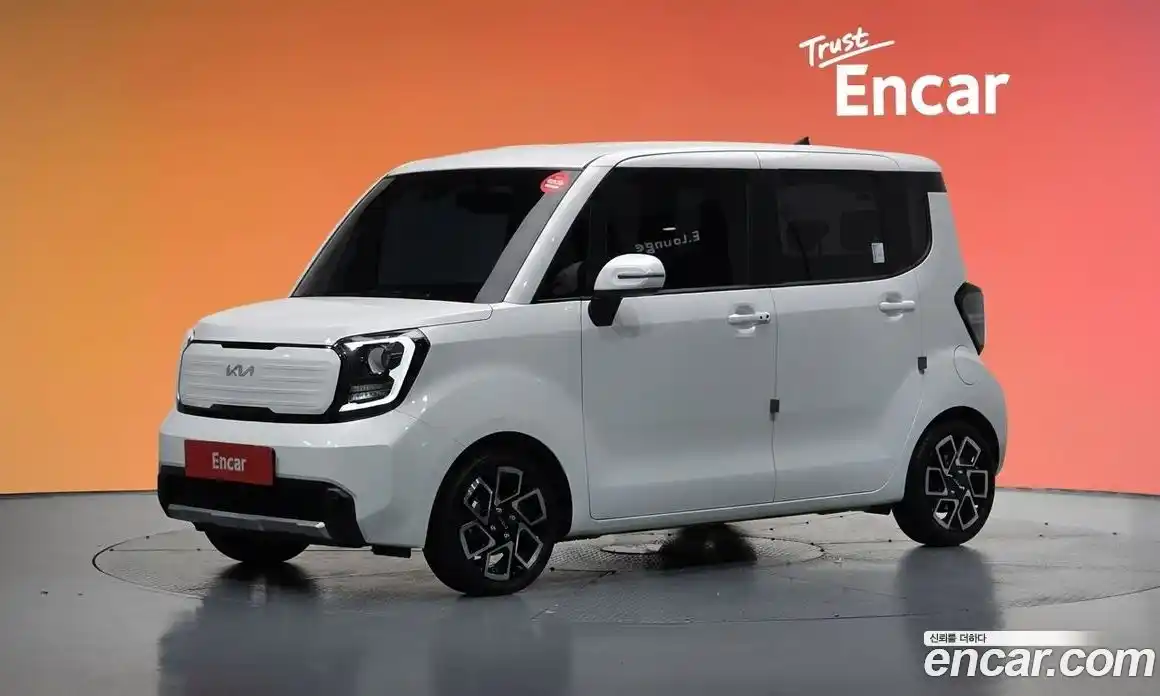 Kia Ray 2023 1.0 Автомат в Москве № 9946, фото 1