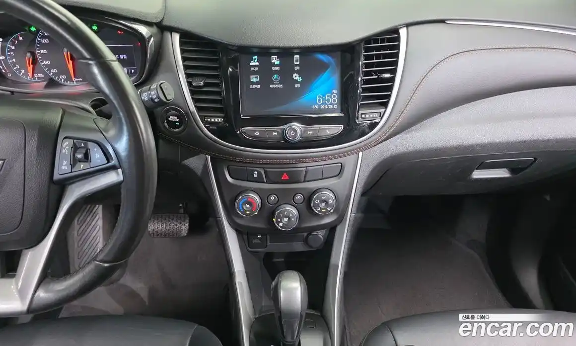 Chevrolet Trax 2019 1.4 Автомат в Москве № 103740, фото 9