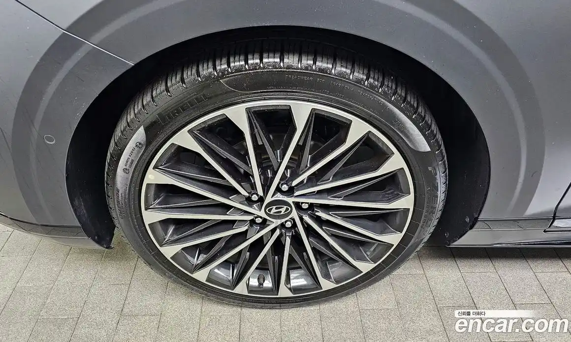 Hyundai Grandeur 2023 1.6 Автомат в Москве № 108180, фото 13