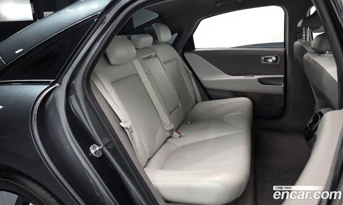 Hyundai Ioniq 6 2023 0.1 Автомат в Москве № 108669, фото 1