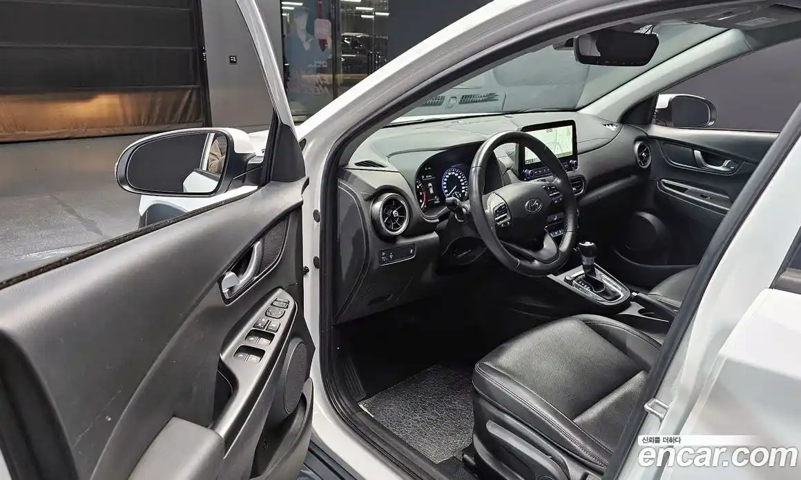 Hyundai Kona 2023 1.6 Автомат в Москве № 112137, фото 11