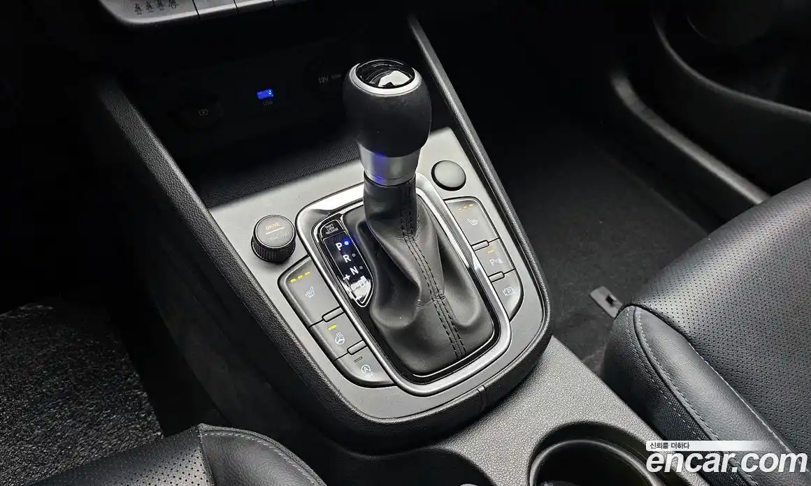 Hyundai Kona 2023 1.6 Автомат в Москве № 112137, фото 3