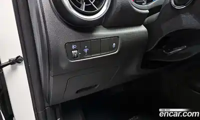 Hyundai Kona 2023 1.6 Автомат в Москве № 112137, миниатюра 9