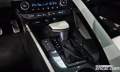 Hyundai Avante 2022 1.6 Автомат в Москве № 112476, миниатюра 7