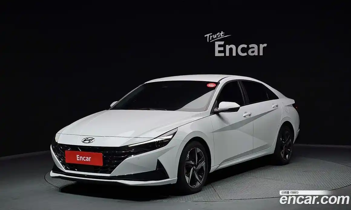 Hyundai Avante 2022 1.6 Автомат в Москве № 112476, фото 8