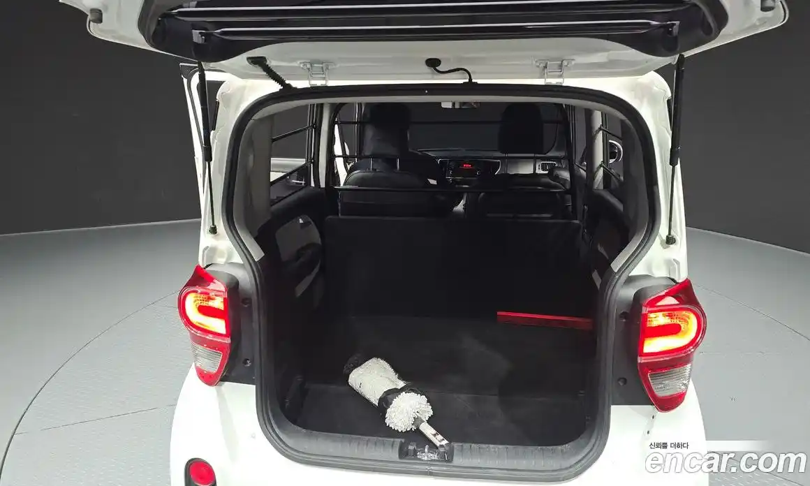 Kia Ray 2021 1.0 Автомат в Москве № 115414, фото 20