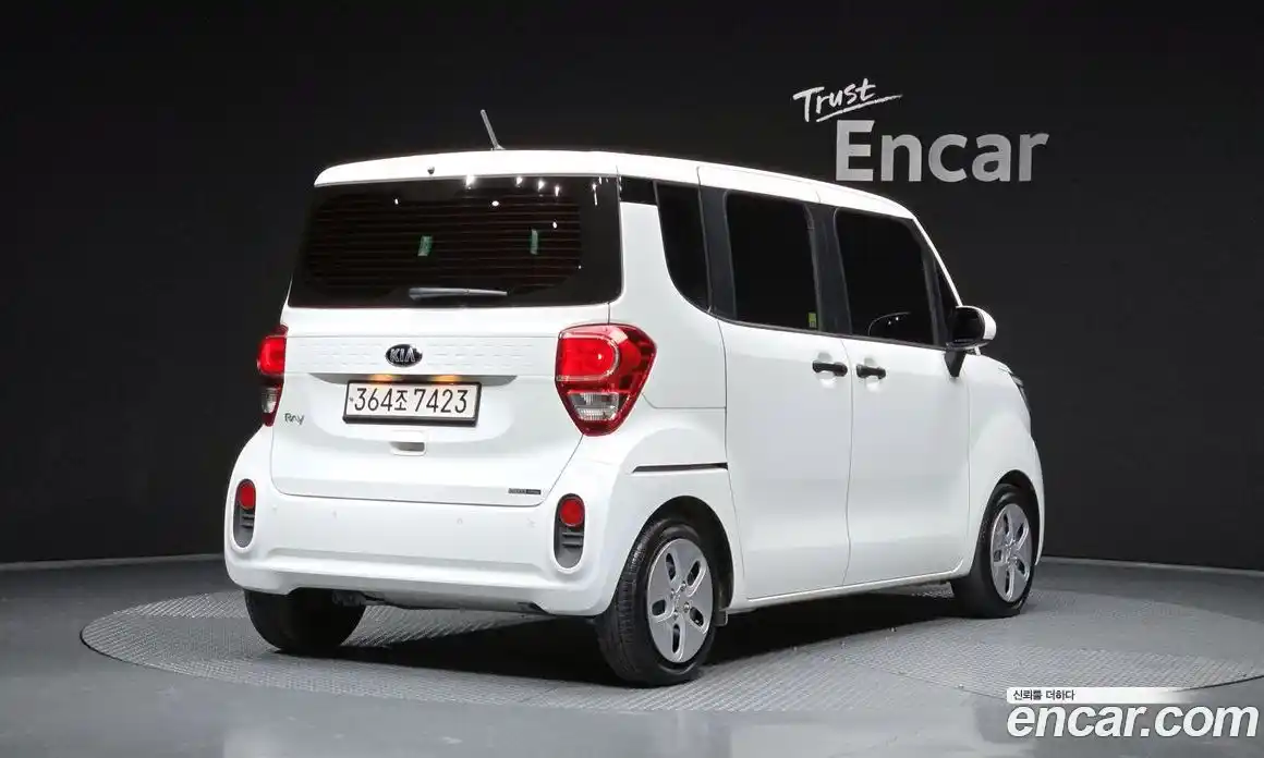 Kia Ray 2021 1.0 Автомат в Москве № 115414, фото 3