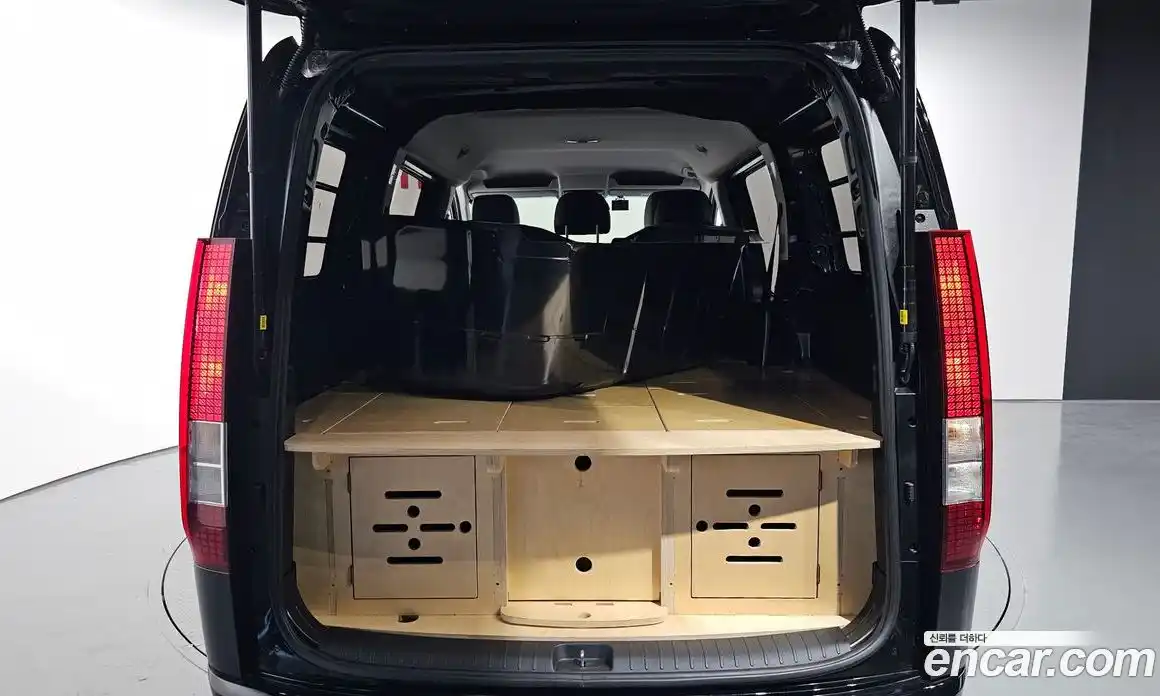 Hyundai Staria 2025 1.6 Автомат в Москве № 119653, фото 7