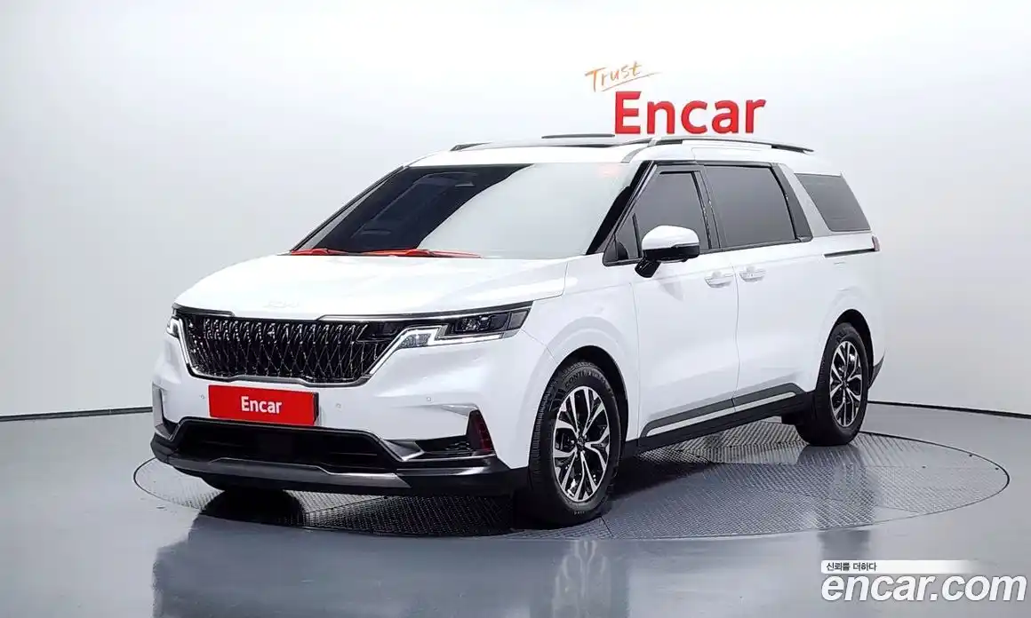 Kia Canival 2023 3.5 Автомат в Москве № 120381, фото 18