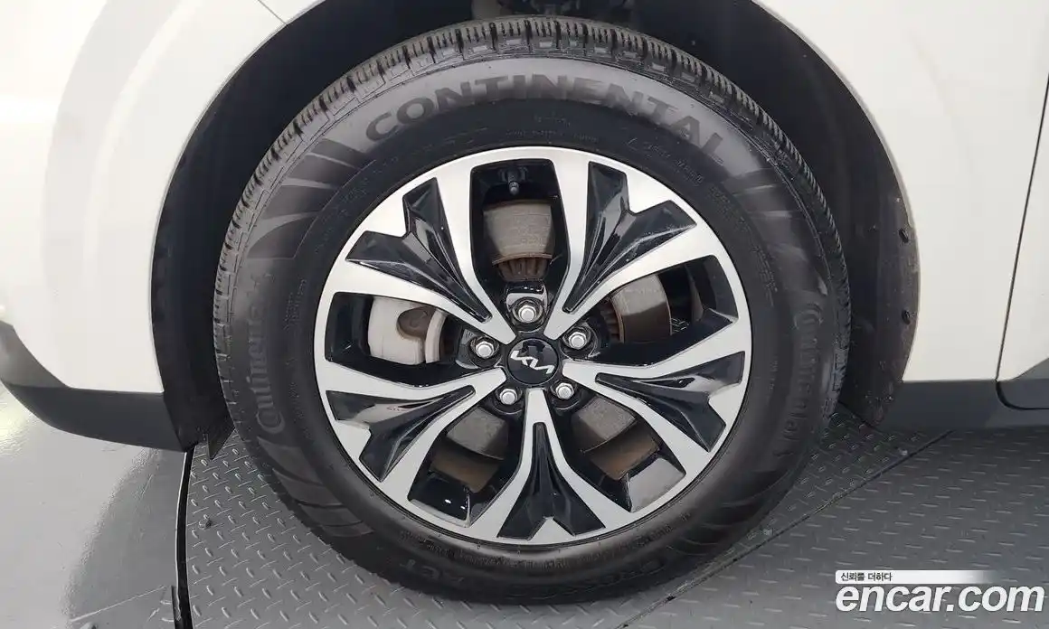 Kia Canival 2023 3.5 Автомат в Москве № 120381, фото 10