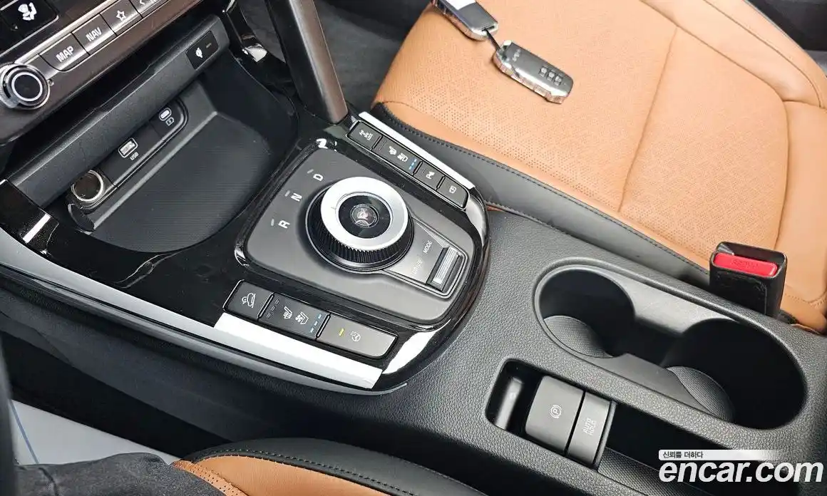 Kia Seltos 2023 1.6 Автомат в Москве № 120643, фото 17