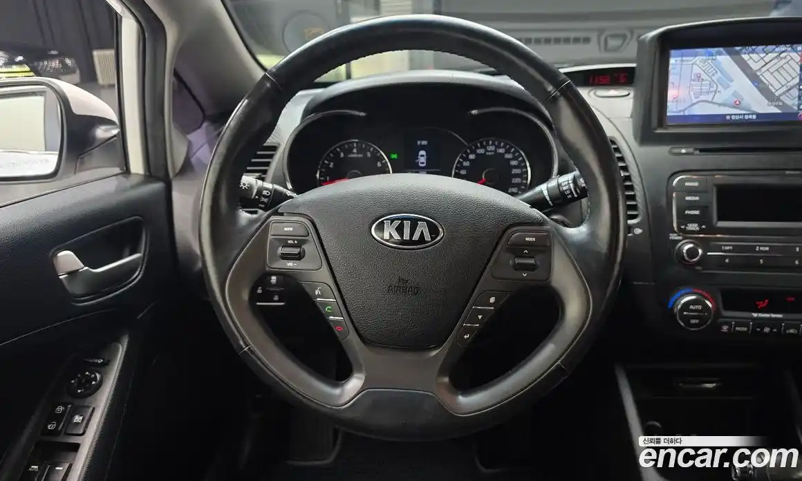 Kia K3 2013 1.6 Автомат в Москве № 121361, фото 18