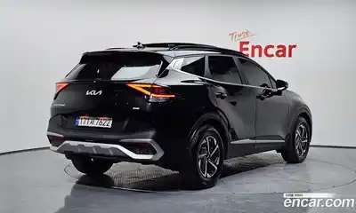 Kia Sportage 2023 1.6 Автомат в Москве № 122044, миниатюра 2
