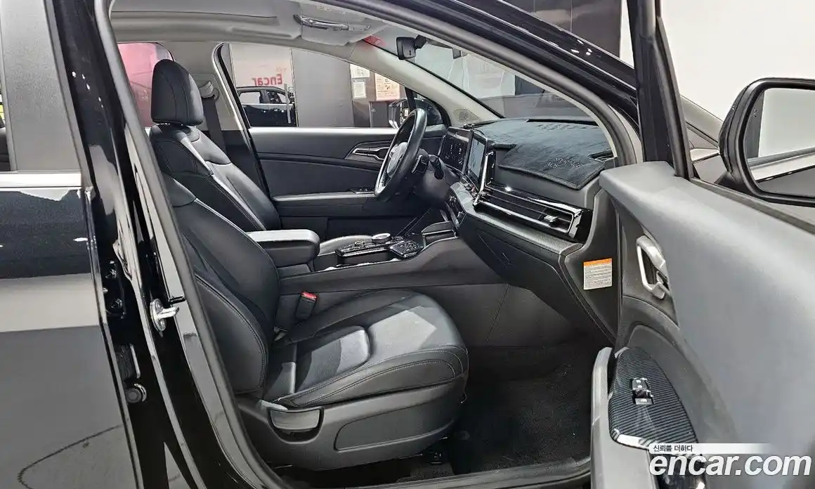 Kia Sportage 2023 1.6 Автомат в Москве № 122044, фото 10