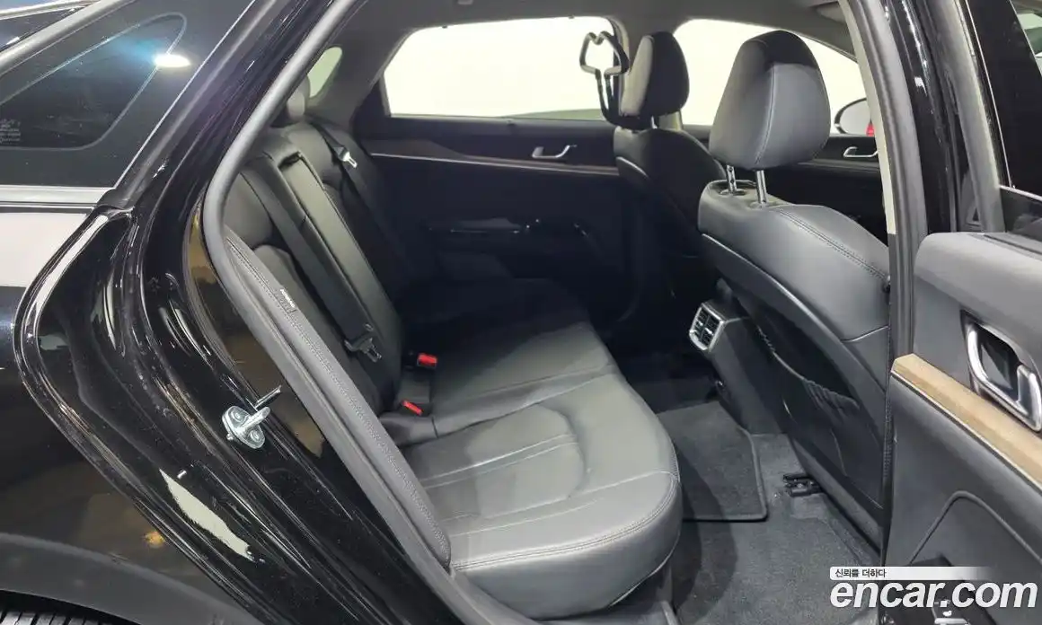 Kia K5 2023 2.0 Автомат в Москве № 124191, фото 10