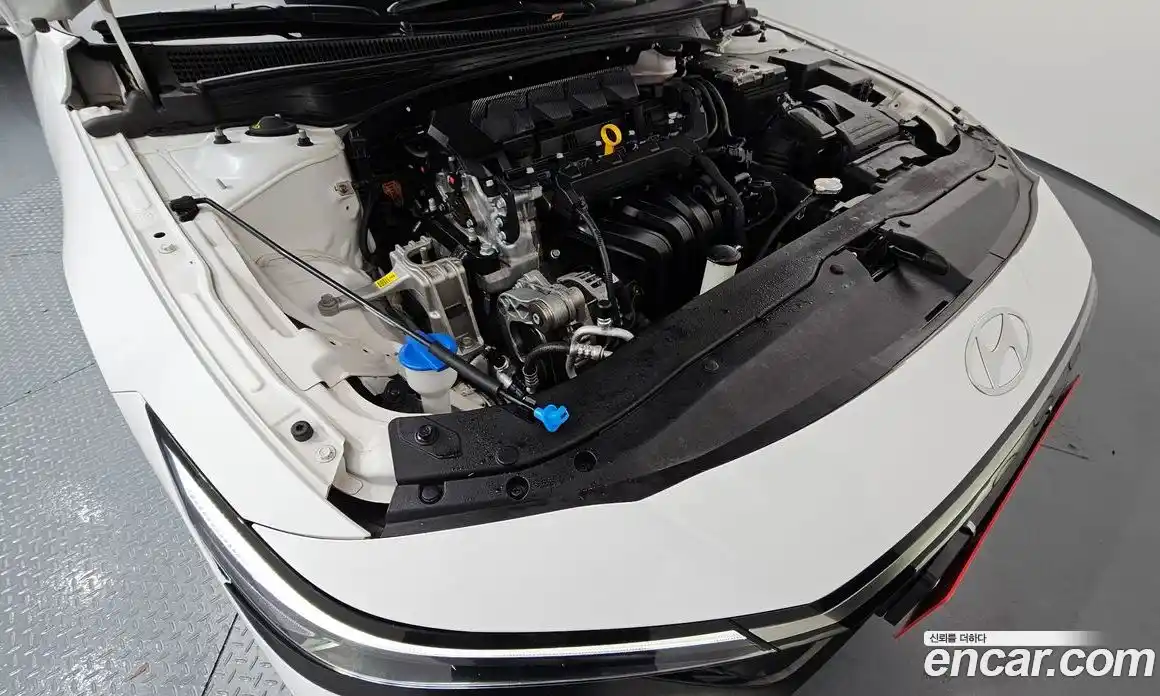 Hyundai Avante 2024 1.6 Автомат в Москве № 126106, фото 18