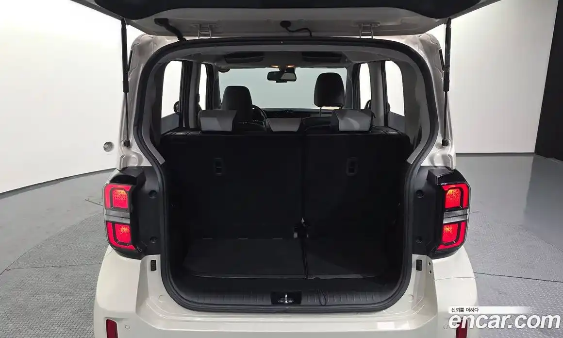 Kia Ray 2023 1.0 Автомат в Москве № 128559, фото 3