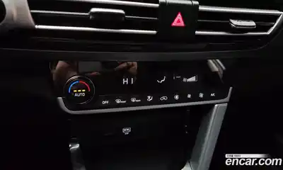 Kia Seltos 2023 1.6 Автомат в Москве № 128828, миниатюра 12