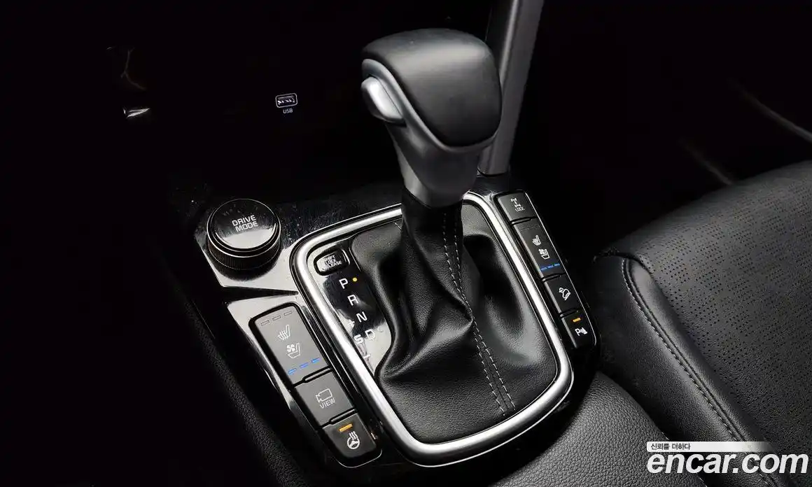 Kia Seltos 2023 1.6 Автомат в Москве № 128828, фото 9