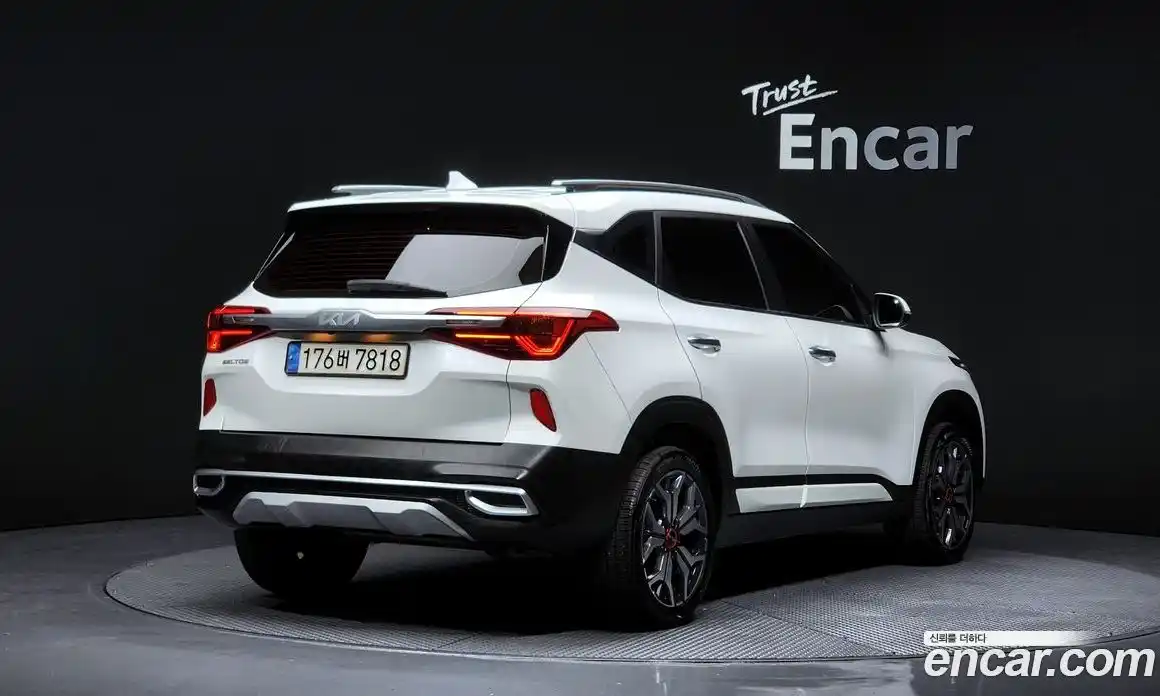 Kia Seltos 2022 1.6 Автомат в Москве № 131834, фото 15