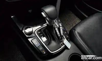 Kia Seltos 2022 1.6 Автомат в Москве № 131834, миниатюра 2