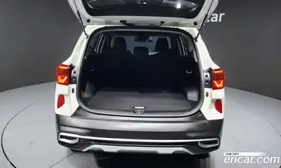 Kia Seltos 2022 1.6 Автомат в Москве № 131834, миниатюра 10