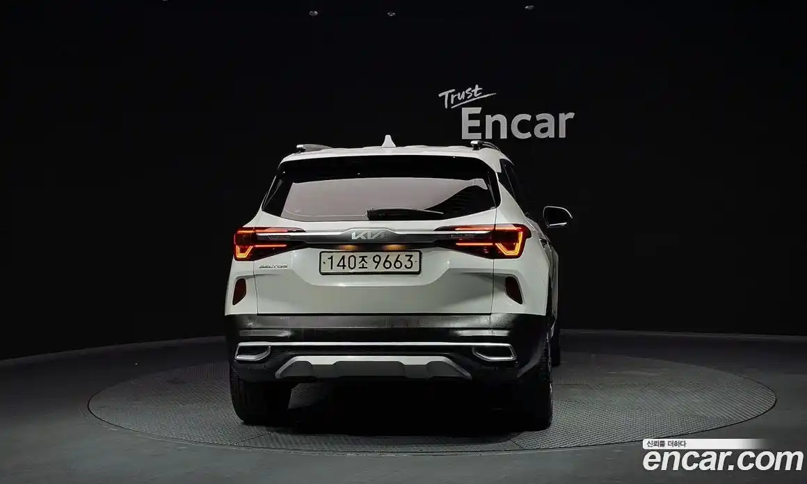 Kia Seltos 2023 1.6 Автомат в Москве № 132377, фото 6