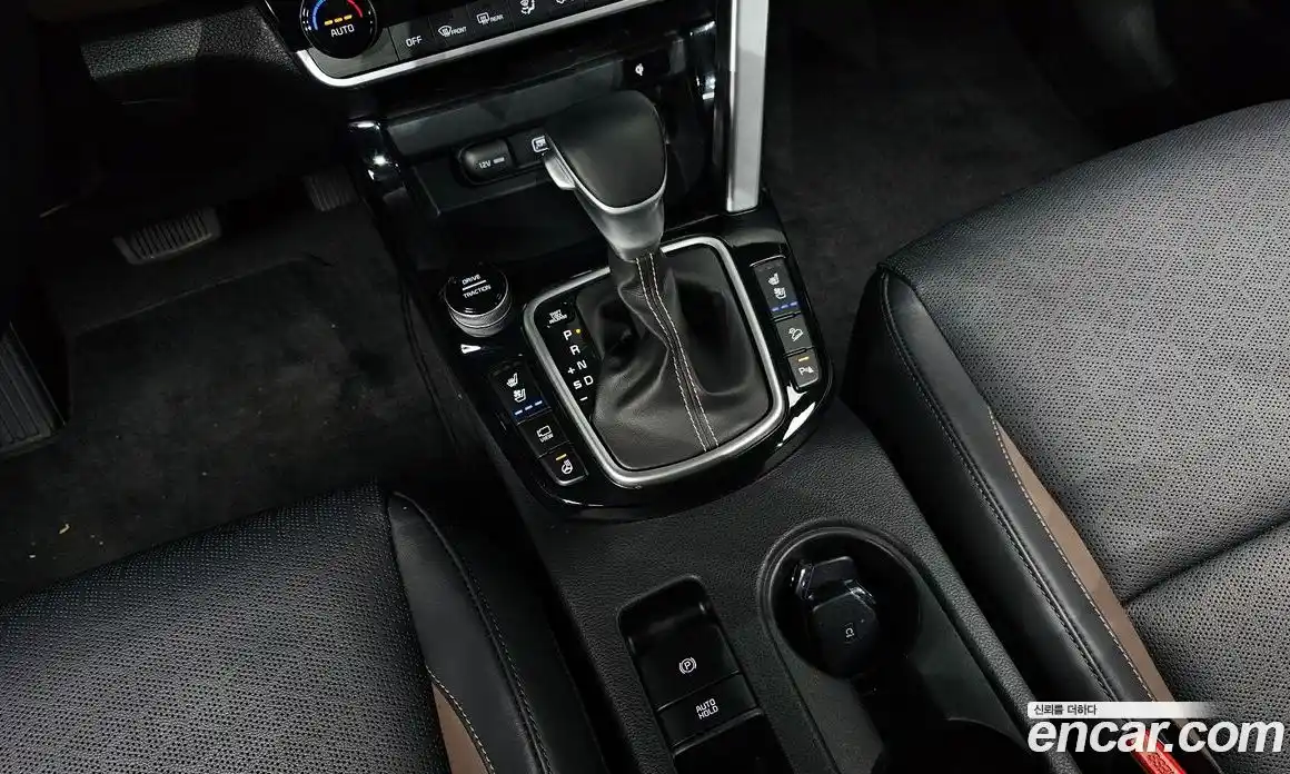 Kia Seltos 2023 1.6 Автомат в Москве № 132377, фото 9