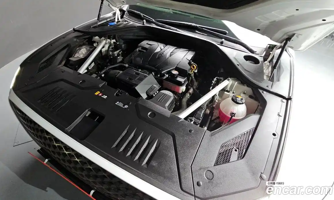 Genesis GV70 2023 2.5 Автомат в Москве № 135647, фото 11