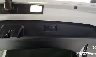 Genesis GV70 2023 2.5 Автомат в Москве № 135647, миниатюра 5