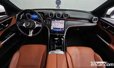 Mercedes-Benz C-Class, 2023