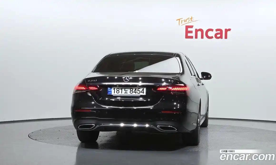 Mercedes-Benz E-Class 2023 2.0 Автомат в Москве № 137688, фото 19