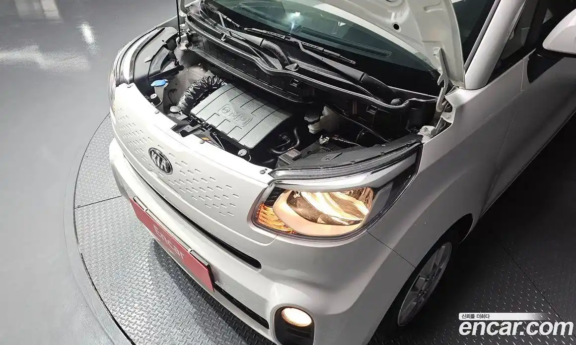 Kia Ray 2021 1.0 Автомат в Москве № 14766, фото 6