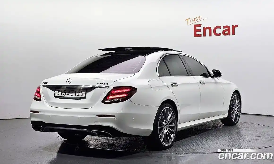Mercedes-Benz E-Class 2019 2.0 Автомат в Москве № 150923, фото 8