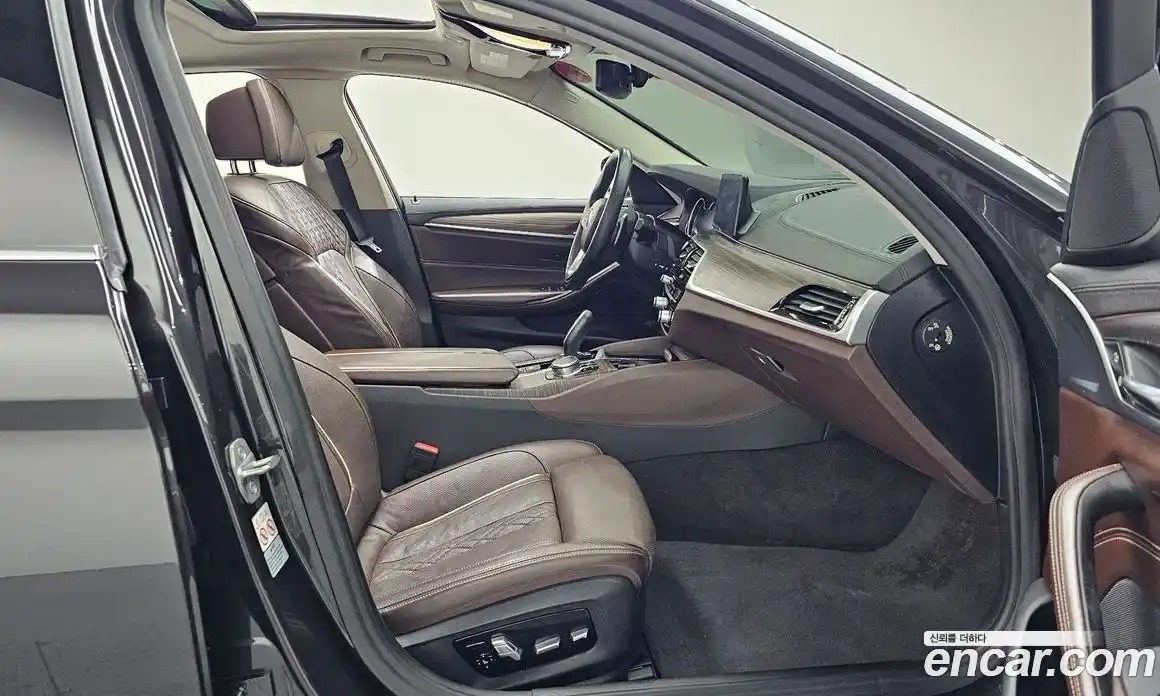 BMW 5-Series 2018 2.0 Автомат в Москве № 159101, фото 13