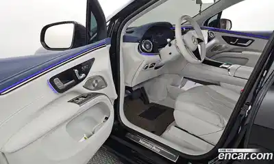 Mercedes-Benz EQS 2023 0.3 Автомат в Москве № 160200, миниатюра 3