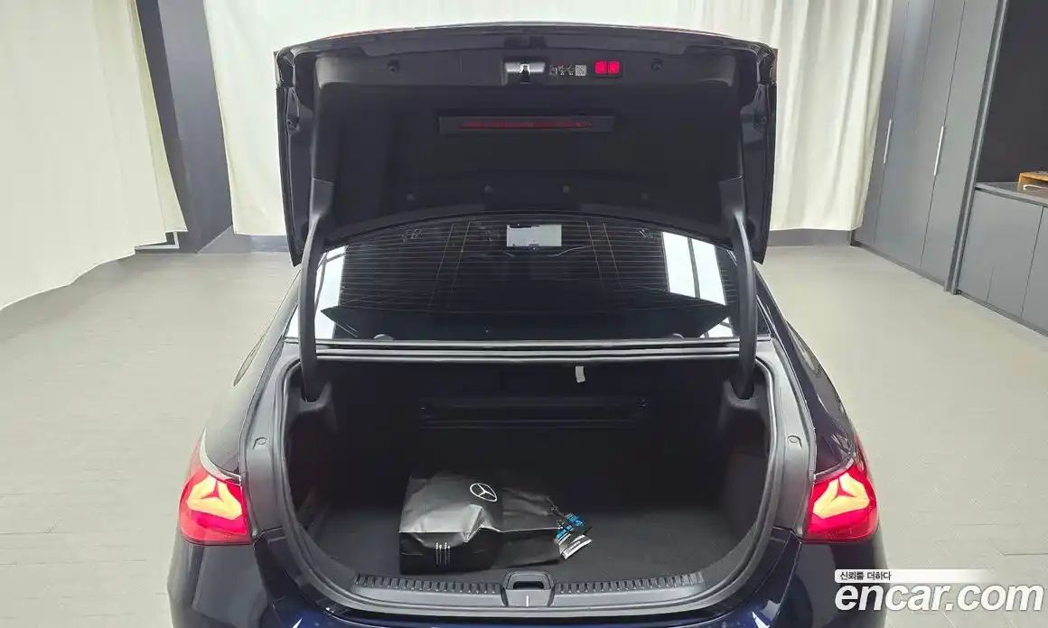 Mercedes-Benz E-Class 2025 2.0 Автомат в Москве № 160253, фото 17